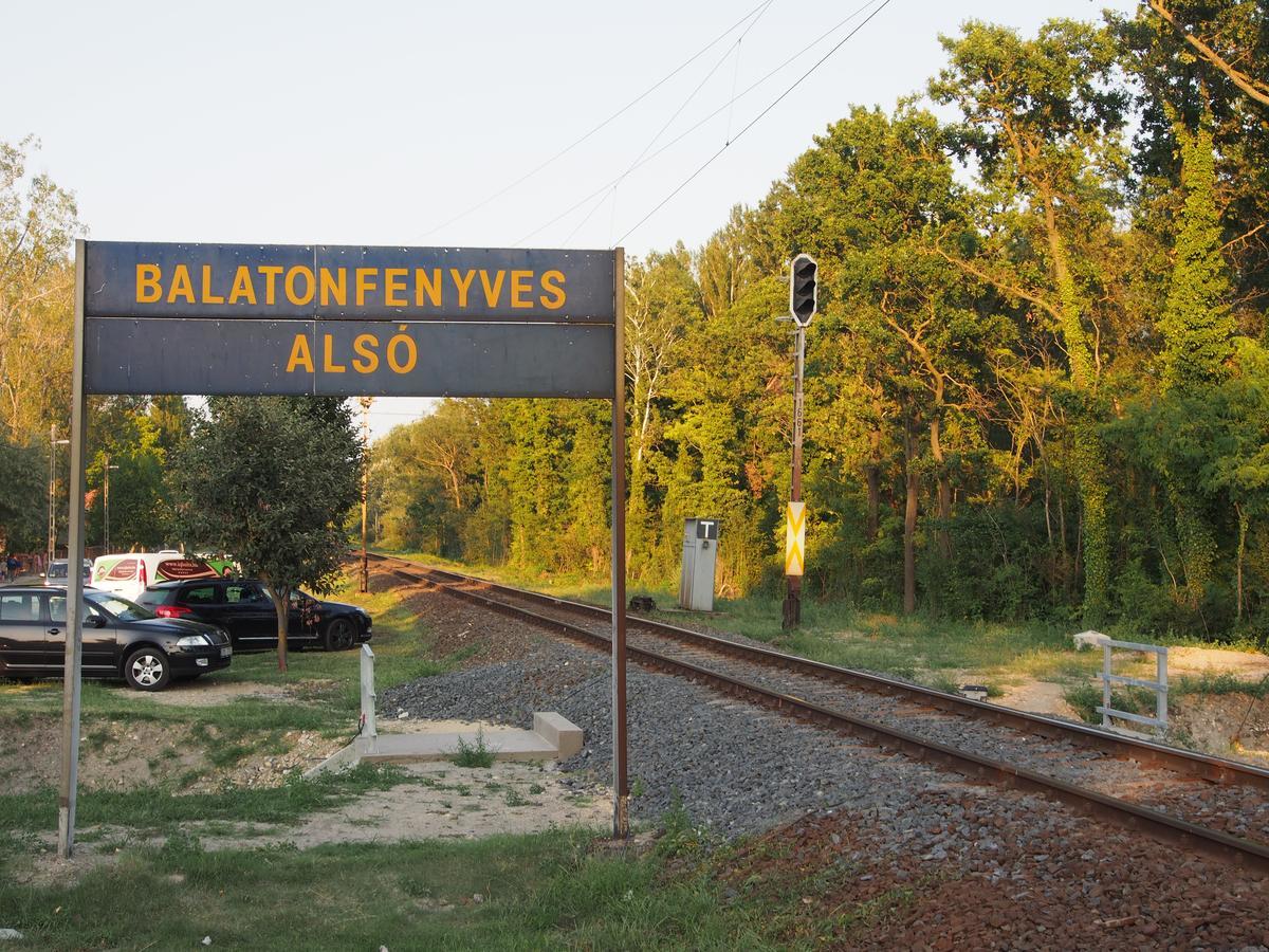 Laszlo Nyaralohaz Balatonfenyves Eksteriør bilde